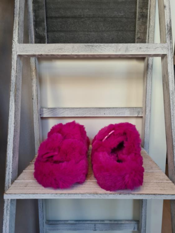 HC.SLIPPERS03