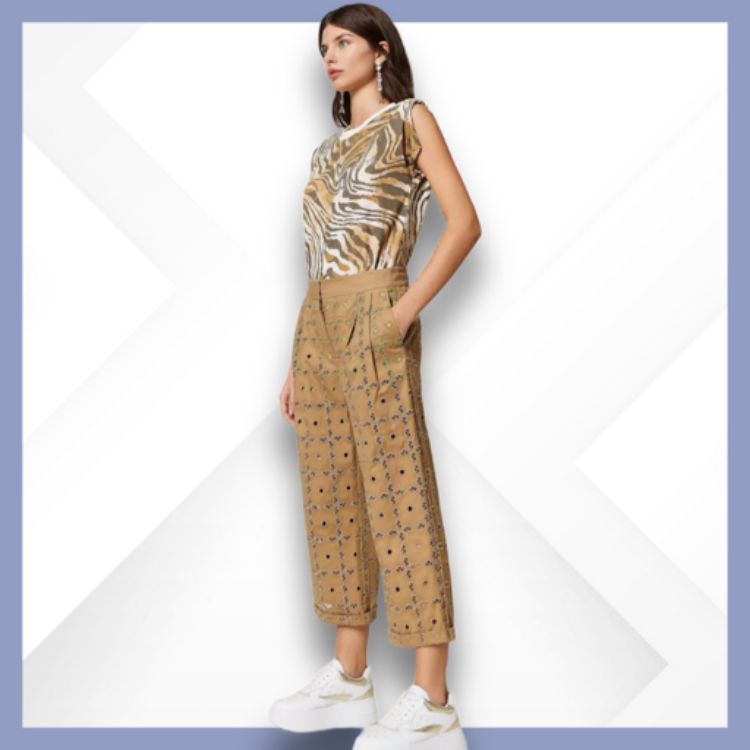 Immagine di Twinset Actitude Pantaloni cropped in gabardina ricamata